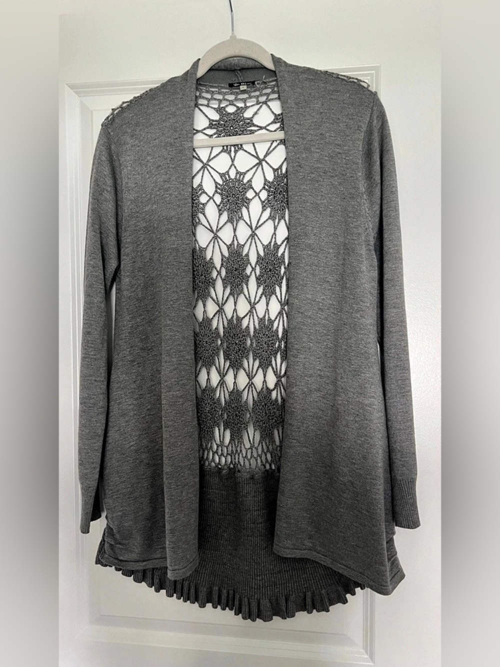 Vila Milano Open Front Lace Knit Cardigan in Gray Size Large Like New
